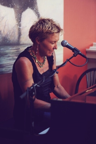 Artist Terese Eggertsen-Cooke Photo